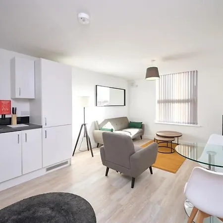 A Gorgeous 1 Bedroom Apartment With Parking In Preston City Centre Exterior foto