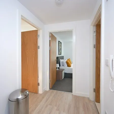 A Gorgeous 1 Bedroom Apartment With Parking In Preston City Centre Exterior foto